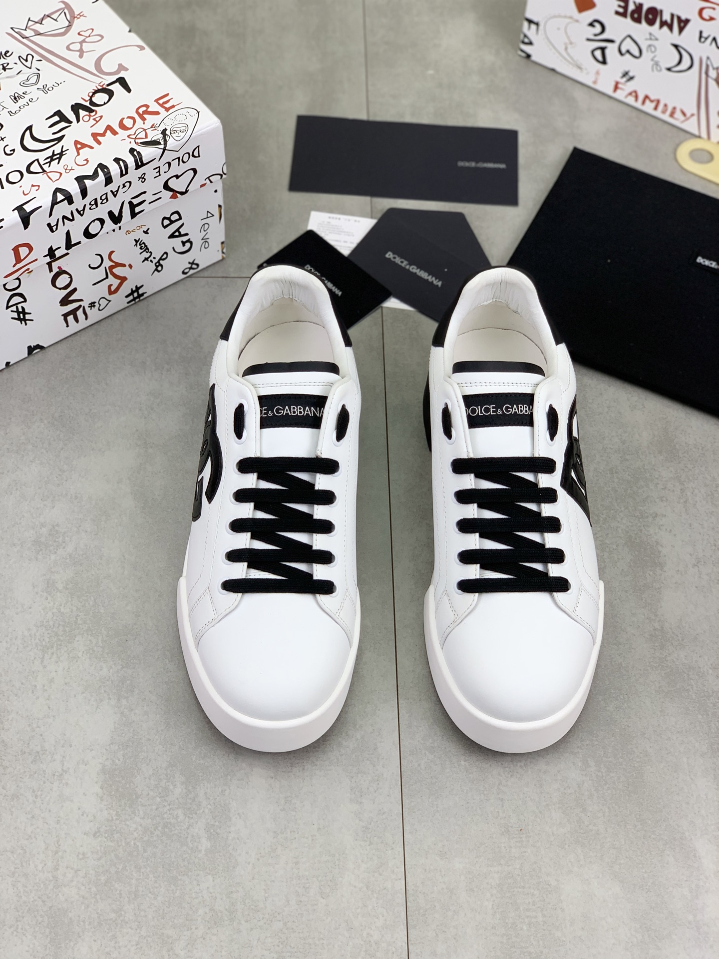 olce & Gabbana shoe